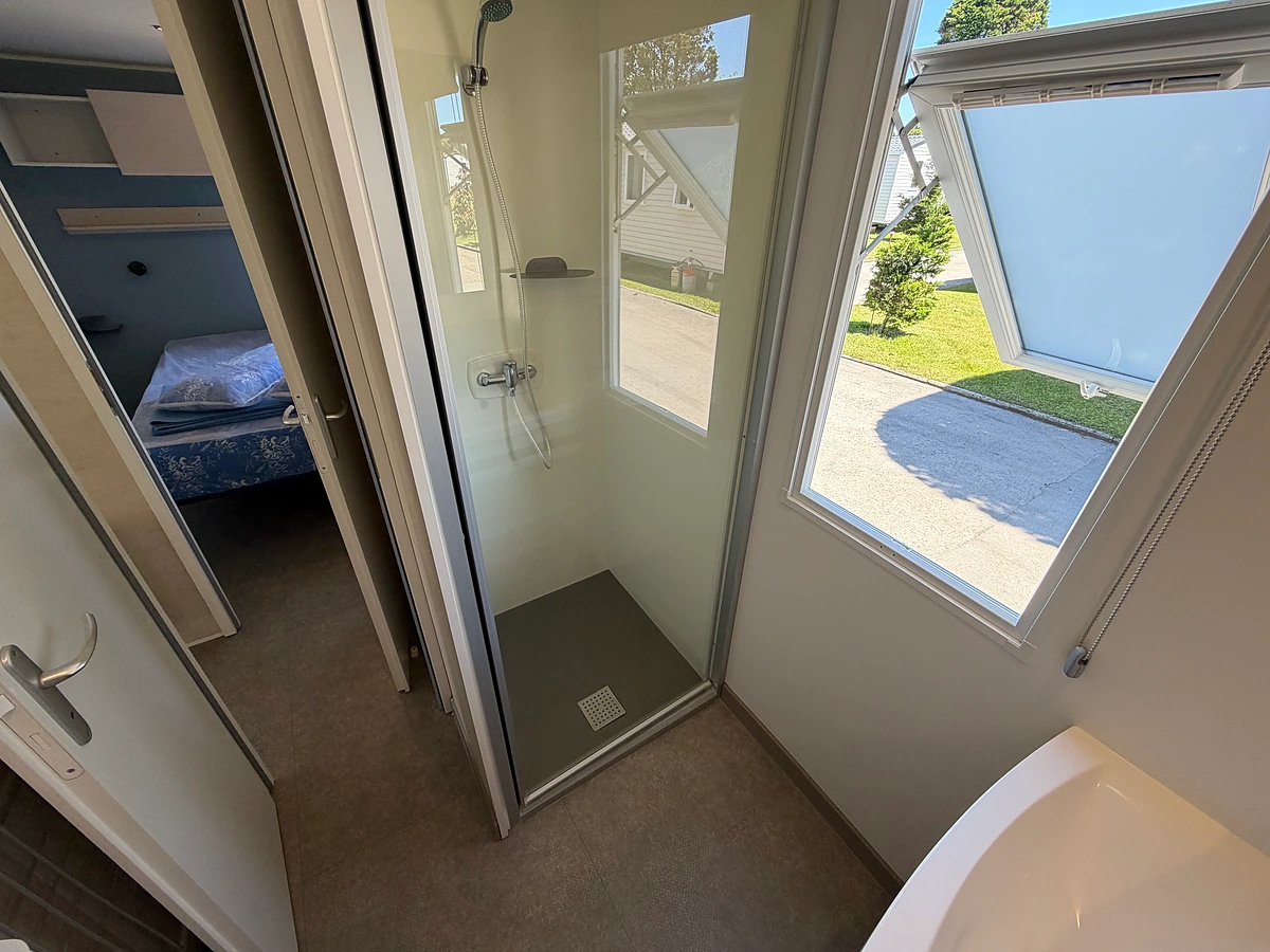 mobilhome-204-07-ducha